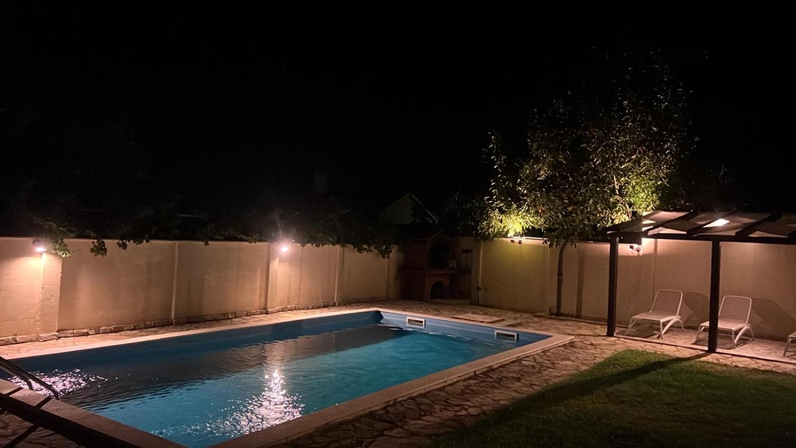 Villa Pistan Murvica  ภายนอก รูปภาพ