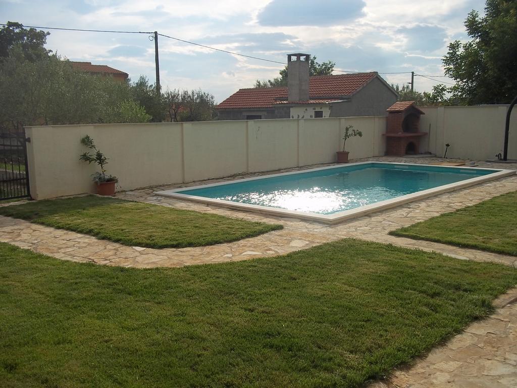 Villa Pistan Murvica  ภายนอก รูปภาพ