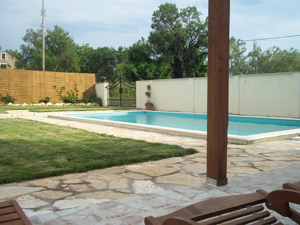 Villa Pistan Murvica  ภายนอก รูปภาพ