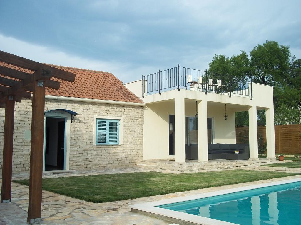 Villa Pistan Murvica  ภายนอก รูปภาพ