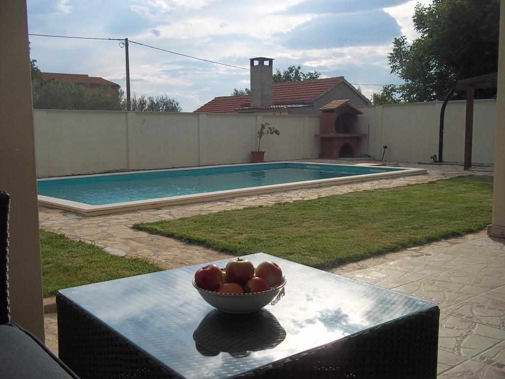 Villa Pistan Murvica  ภายนอก รูปภาพ